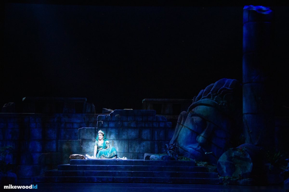 The Pearl Fishers, production photo
