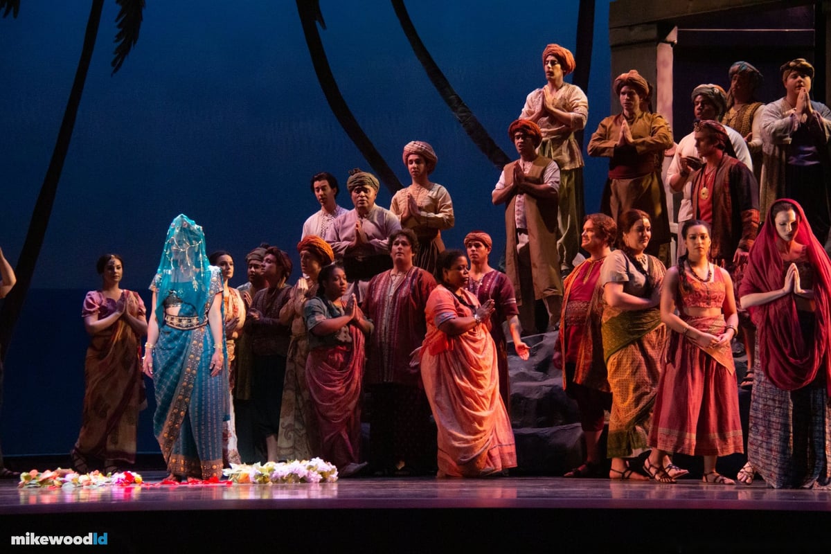 The Pearl Fishers, production photo