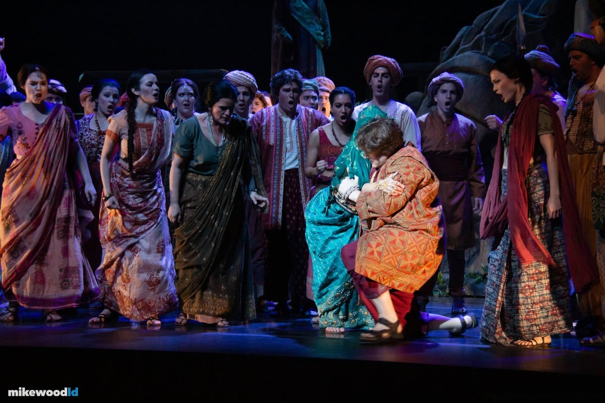The Pearl Fishers, production photo
