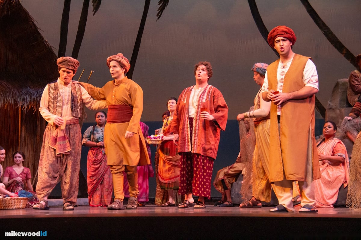 The Pearl Fishers, production photo