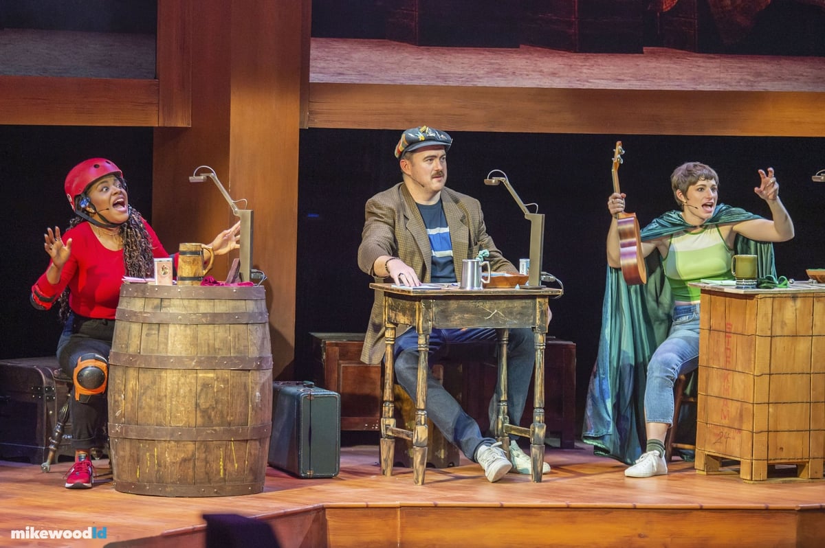 The Twenty-Sided Tavern – Chicago, production photo