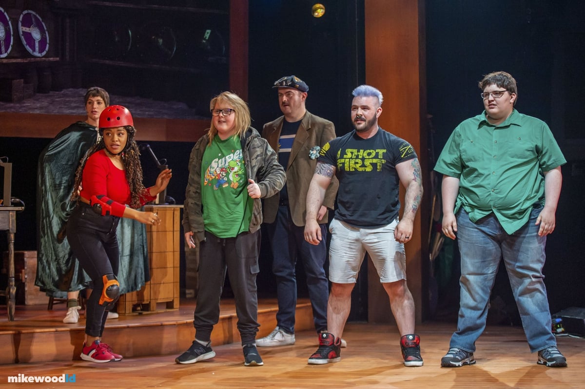 The Twenty-Sided Tavern – Chicago, production photo