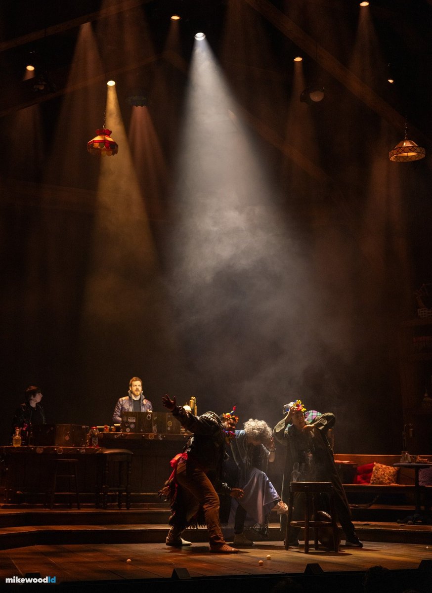 Dungeons & Dragons: The Twenty-Sided Tavern, Off-Broadway, production photo