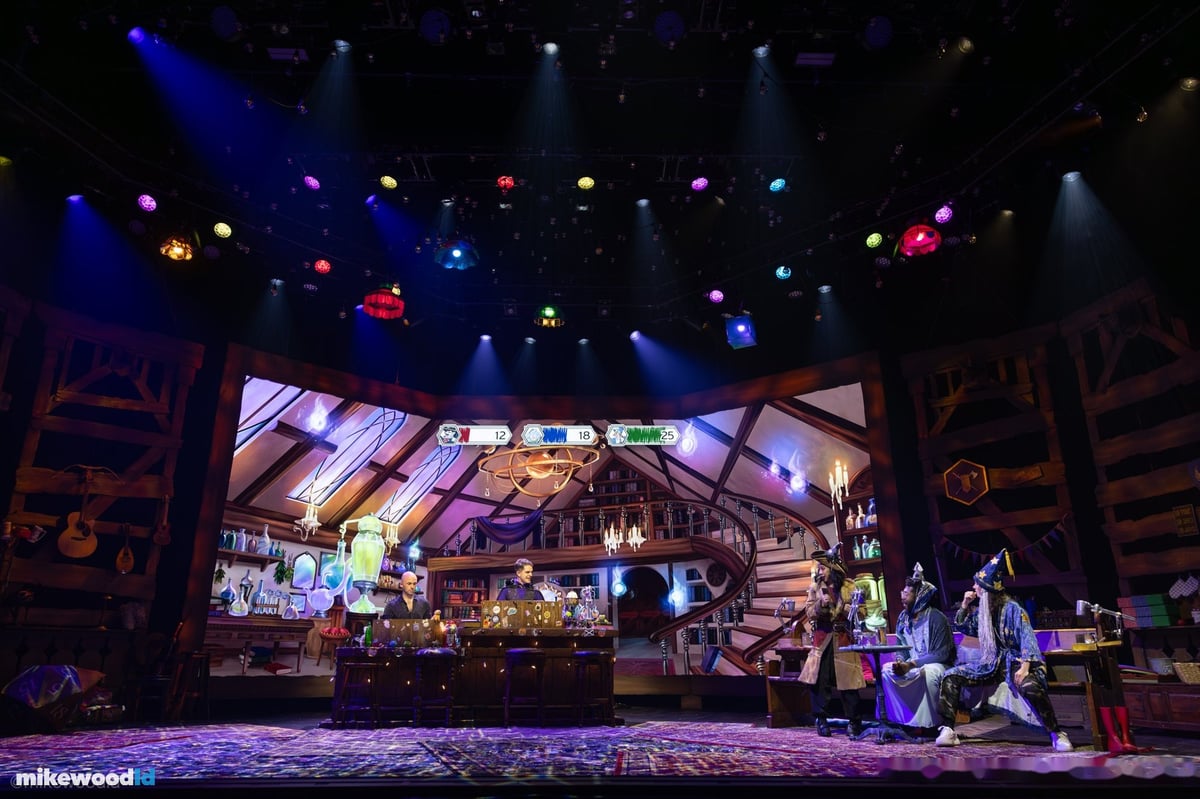 Dungeons & Dragons: The Twenty-Sided Tavern, North American Tour, production photo