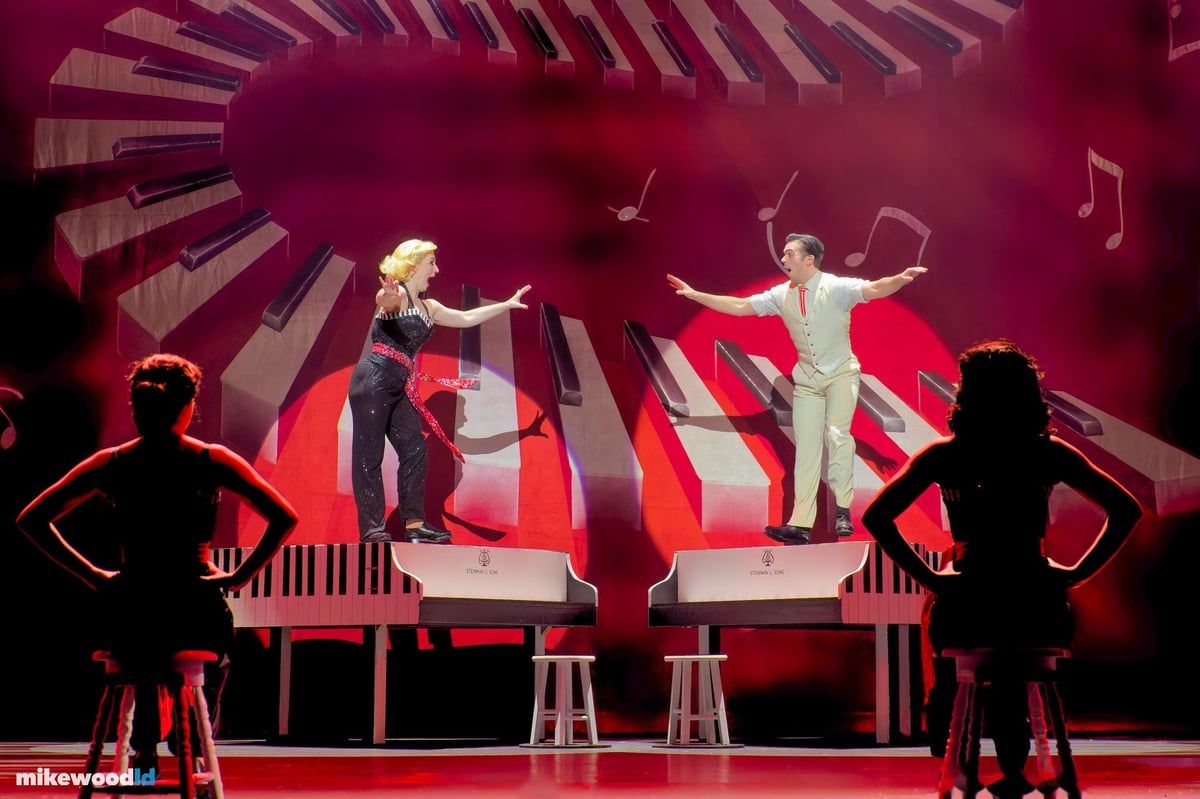 White Christmas, production photo