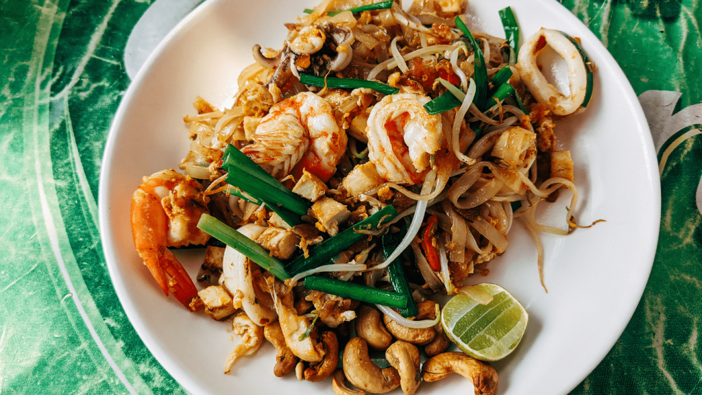 drunken noodles and pad thai