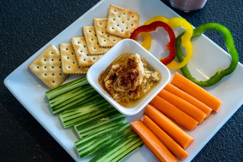 hummus, snack, food-4034050.jpg