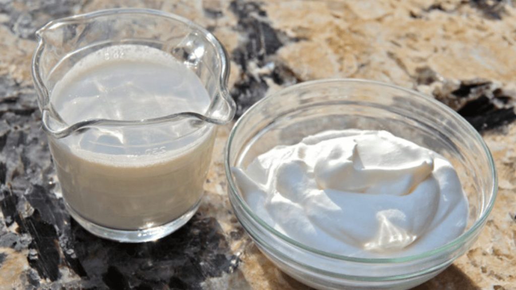 Comparing-Buttermilk-and-Heavy-Cream
