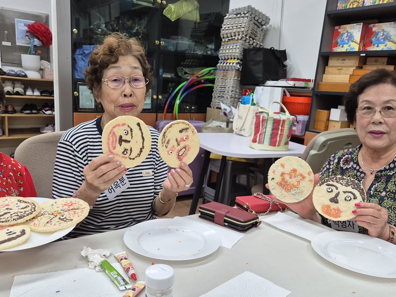 “치매는 예방될 수 있습니다”…원주 시니어사관학교, 사람 중심 존엄케어 교육 진행