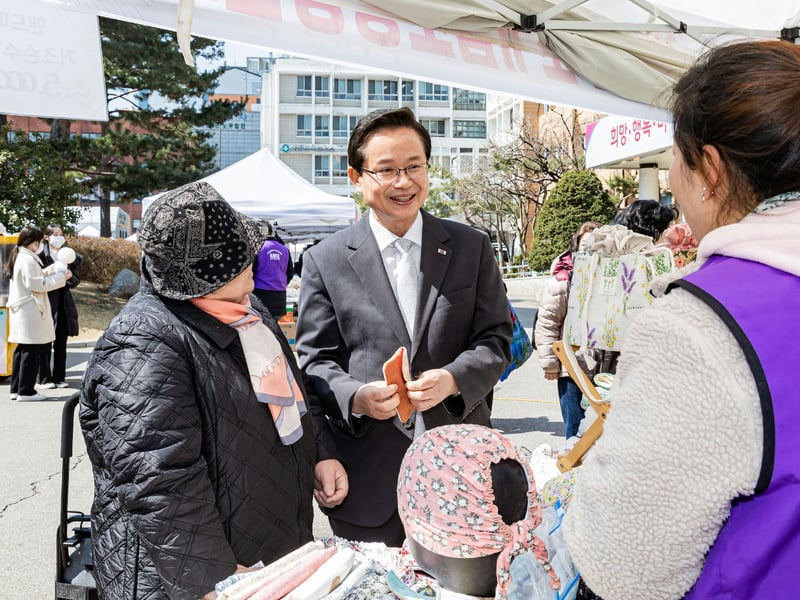 “2026년 첫 개장”…영등포구, ‘설맞이 상생장터 운영’