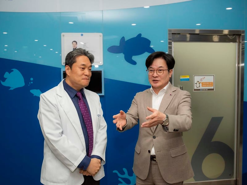 김병수 김포시장, 달빛어린이병원·공공심야약국 현장행정 나서