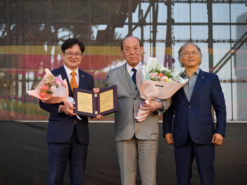 ‘한일문화교류 상징’ 심수관, 김포시 명예시민 됐다