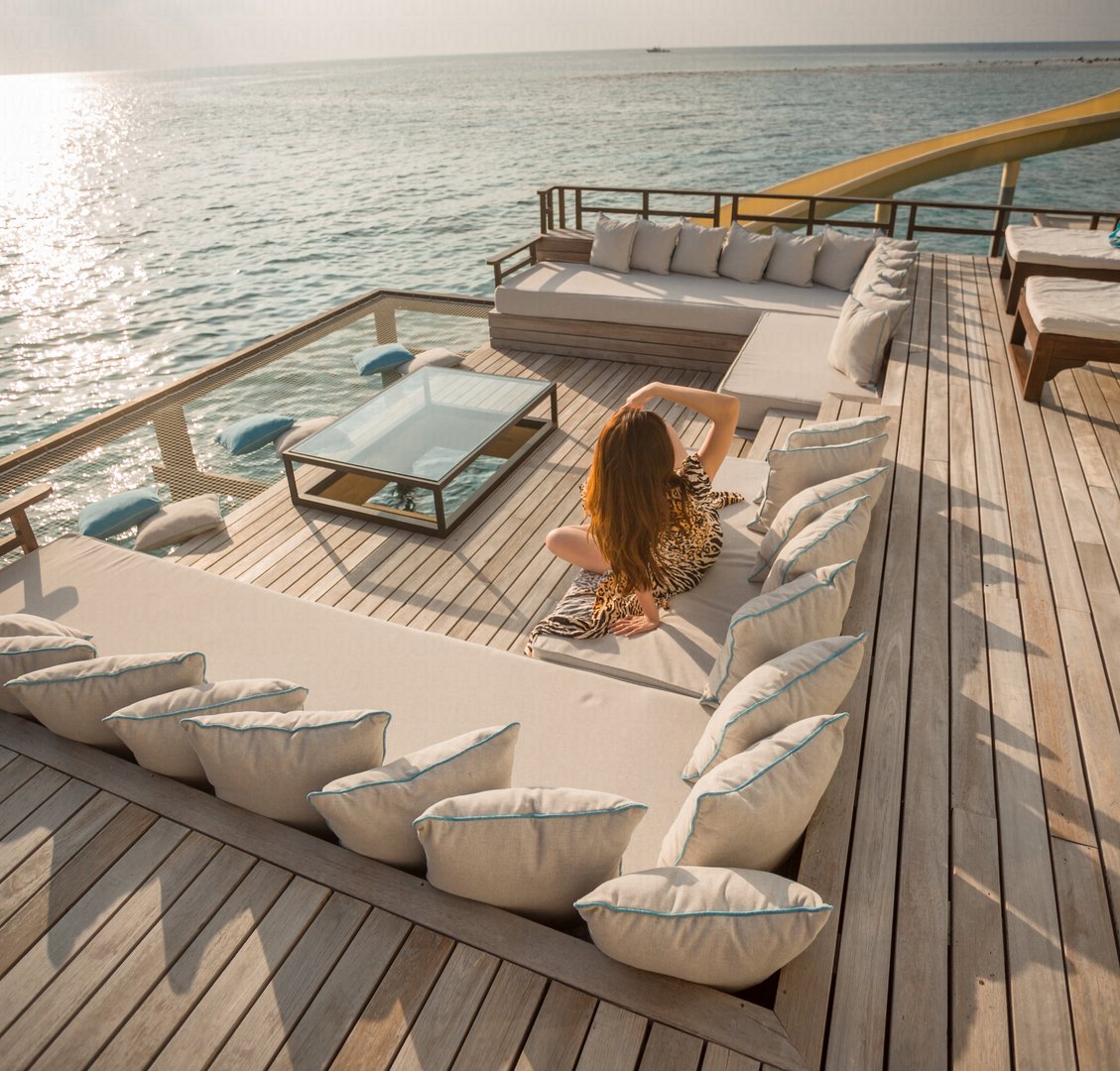 Yacht sales consultation with Divo Yacht professional broker