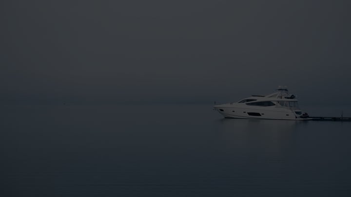 NEW YACHT BUILD service background