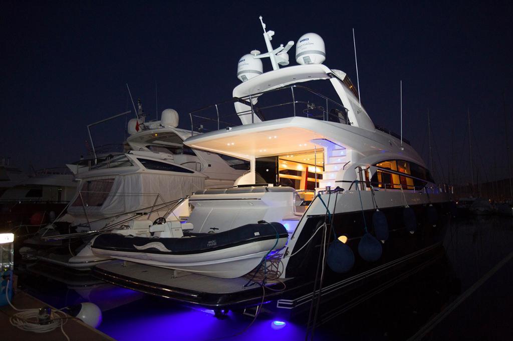 Princess 82 by Princess Yachts - yacht for sale, photo 2