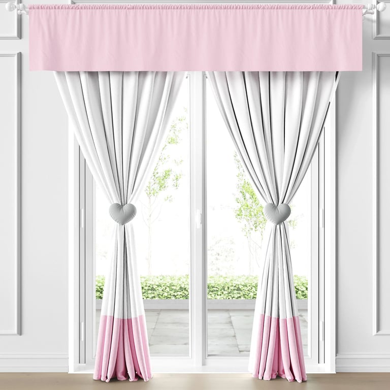 Cortina Infantil e Bebê Coração Rosa