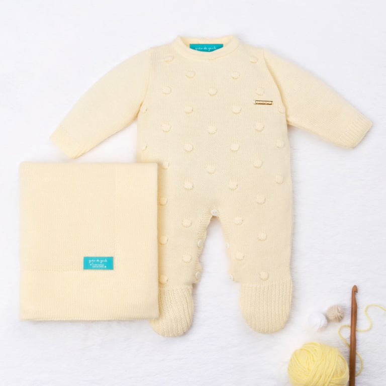 Saída Maternidade Tricot Bolinha Vermelho 02 Peças