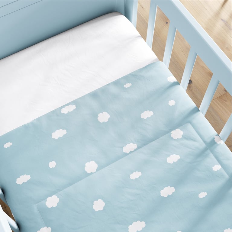 Edredom de Berço Nuvem Céu Azul — vista alternativa