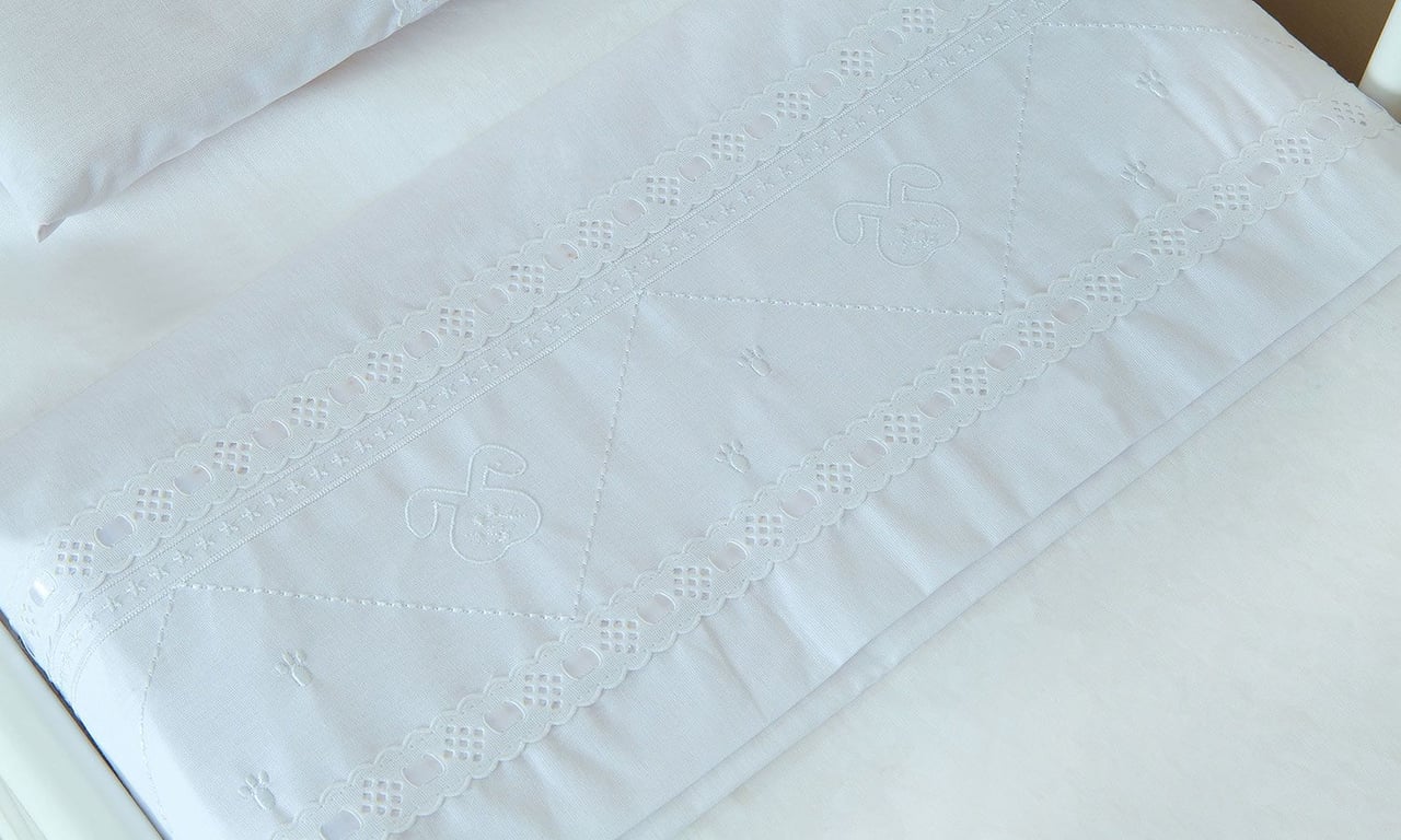 Jogo de Lençol Berço Bordado Coelho Branco 3 Peças — vista alternativa