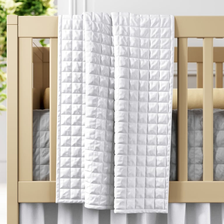 Edredom de Berço Matelassê Quadriculado Branco