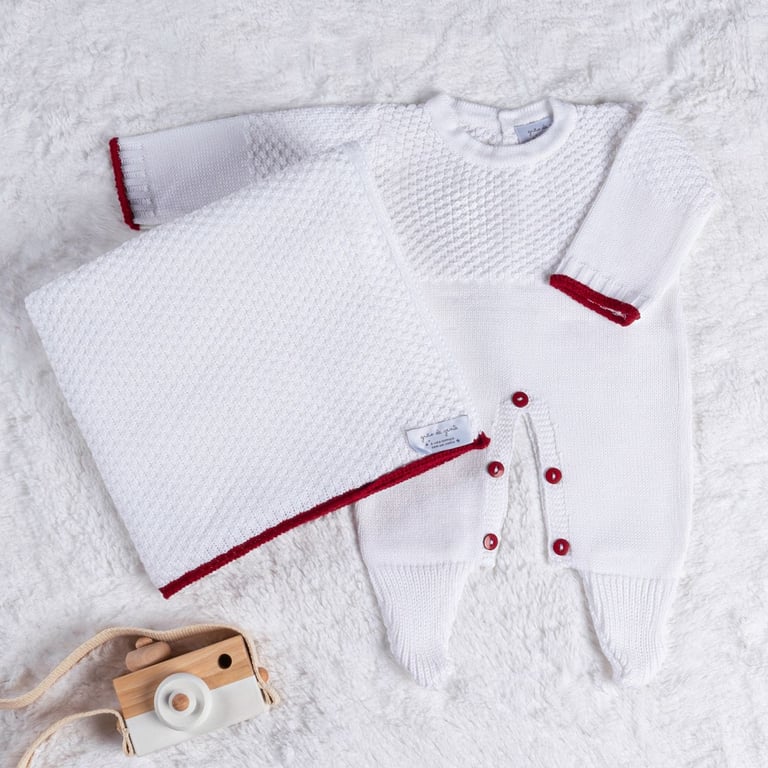 Saída Maternidade Tricot Ponto Arroz Branco e Lilás 02 Peças