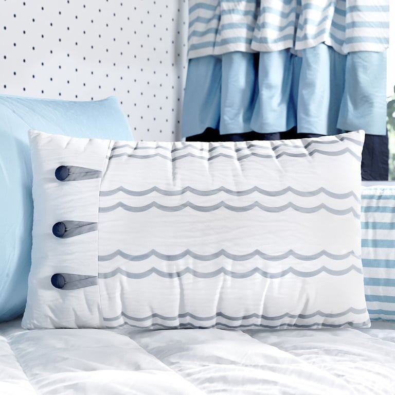 Almofada Retangular com Botões Ondinhas 45cm