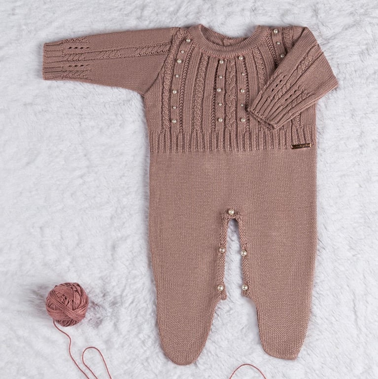 Saída Maternidade Tricot Trança e Pérola Vermelho 02 Peças — vista alternativa