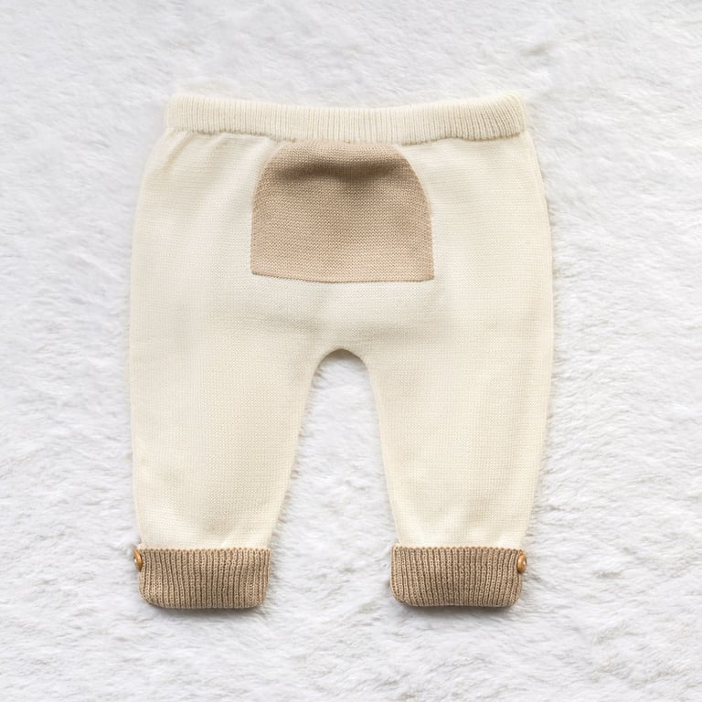 Calça Bebê Saruel Tricot com Bolsinho Bege e Off White