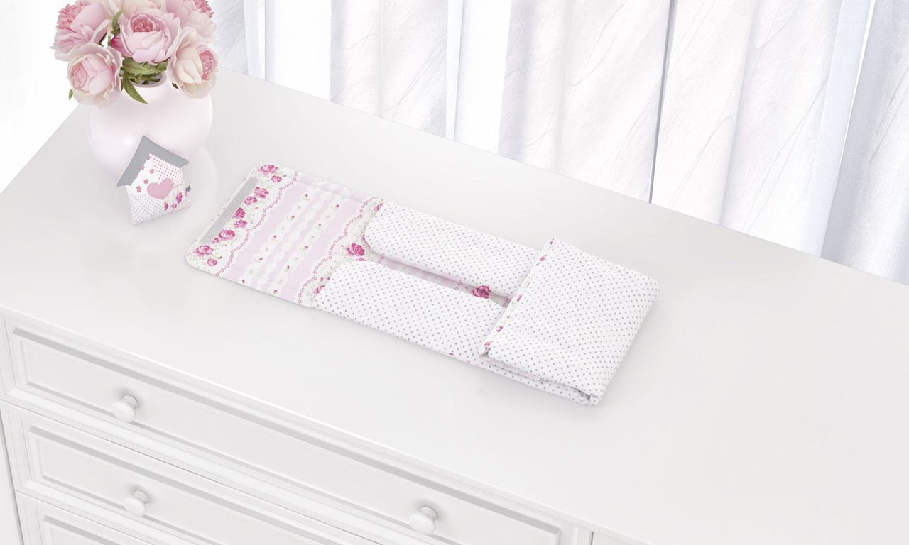 Trocador de Fraldas Portátil Patchwork Rosa 85x40cm — vista alternativa
