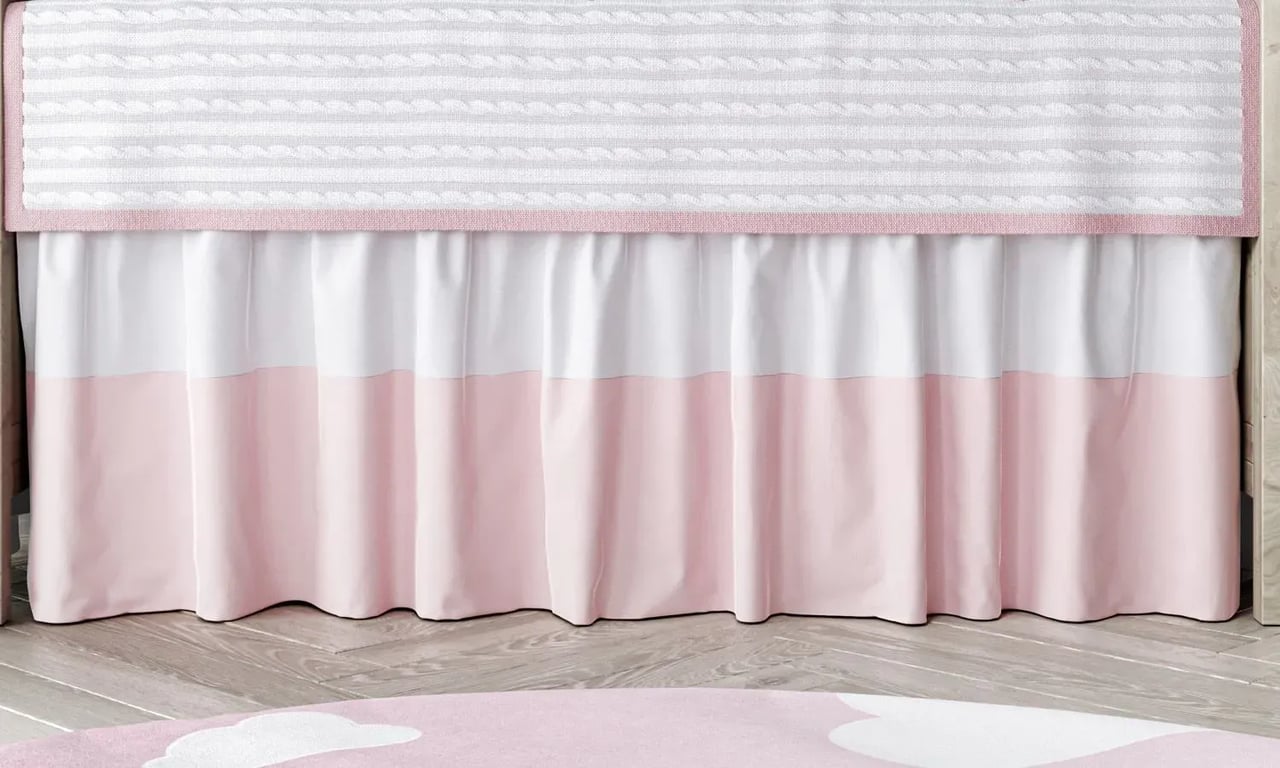 Saia de Berço Rosa e Branca Princesinha da Mamãe