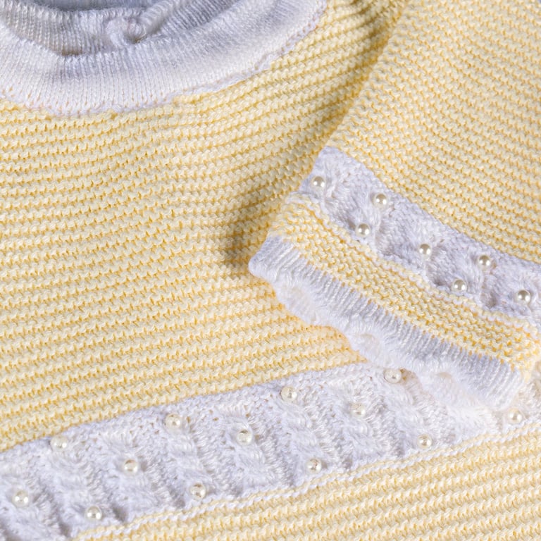 Saída Maternidade Tricot Macacão com Pérolas Amarelo Camomila 02 Peças — vista alternativa