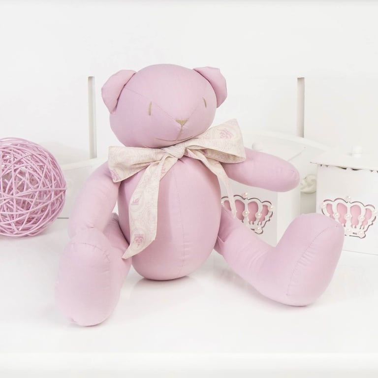 Ursa Rosê com Laço Realeza 34cm