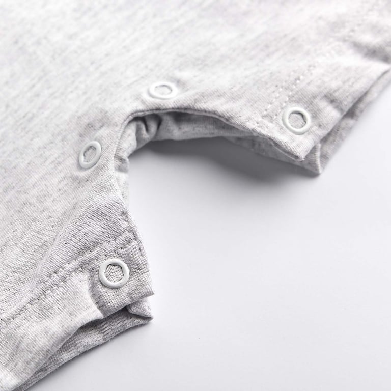 Macacão Curto Monstrinho Cinza — vista alternativa