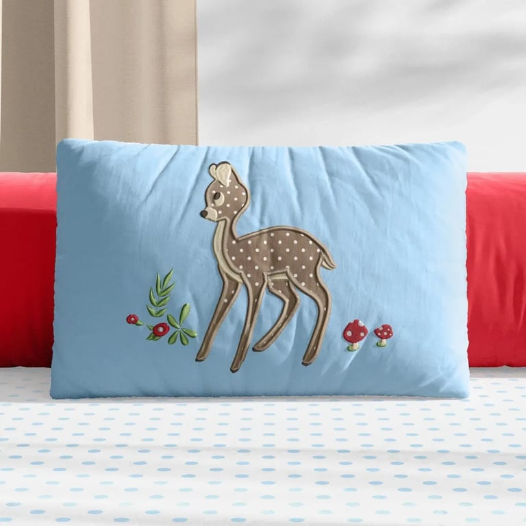 Almofada Retangular Cervo da Floresta Azul