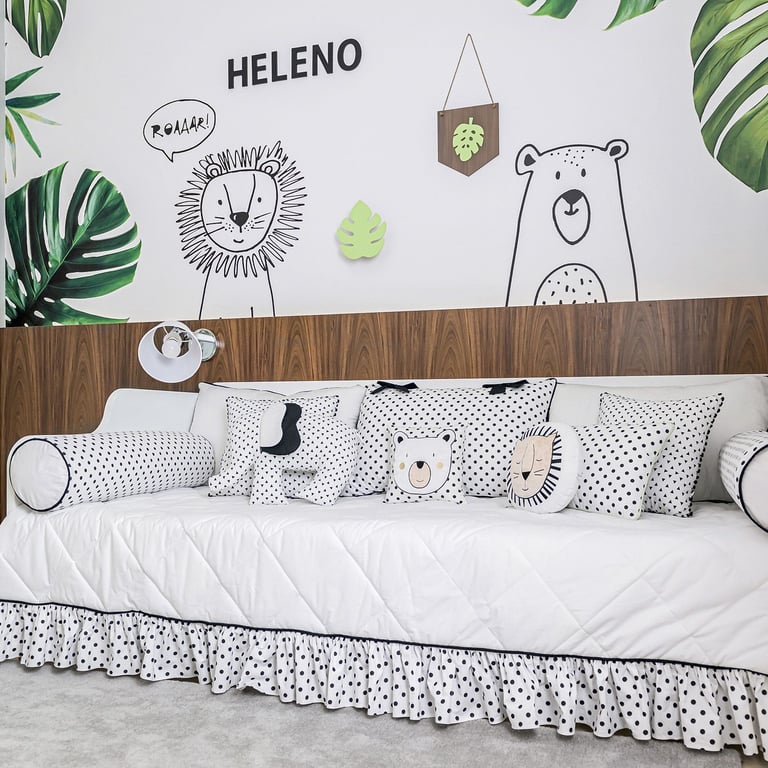 Kit Cama Babá Amiguinhos da Floresta Branco e Preto