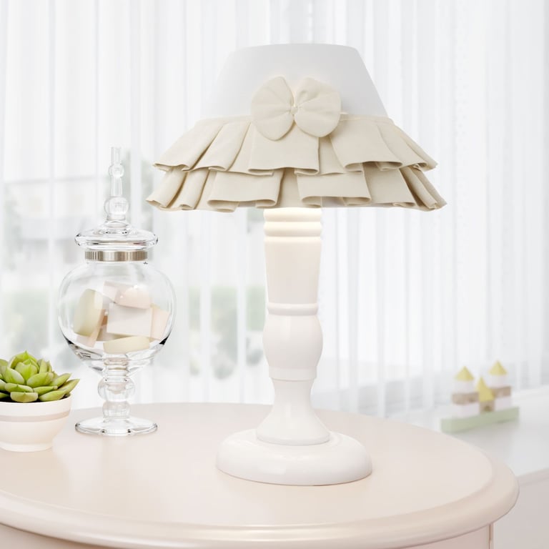 Abajur Madeira Babado e Laço Rosa