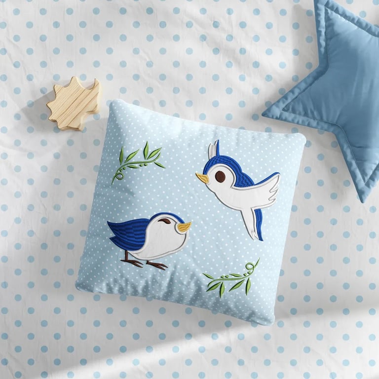 Almofada Quadrada Passarinhos da Floresta — vista alternativa