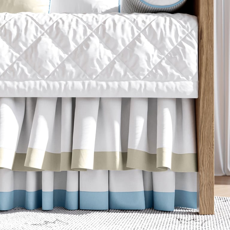 Saia de Cama Babá Babado Duplo Bege e Azul