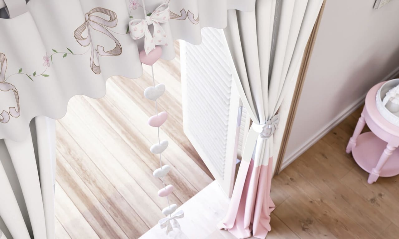 Pêndulo Cortina Coração e Florzinhas — vista alternativa