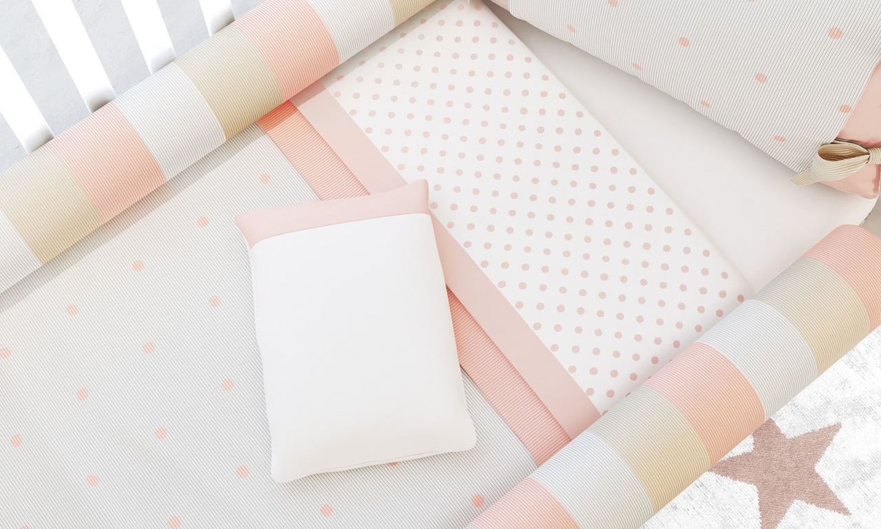 Jogo de Lençol Branco com Faixa Salmão e Barra Poá Salmão