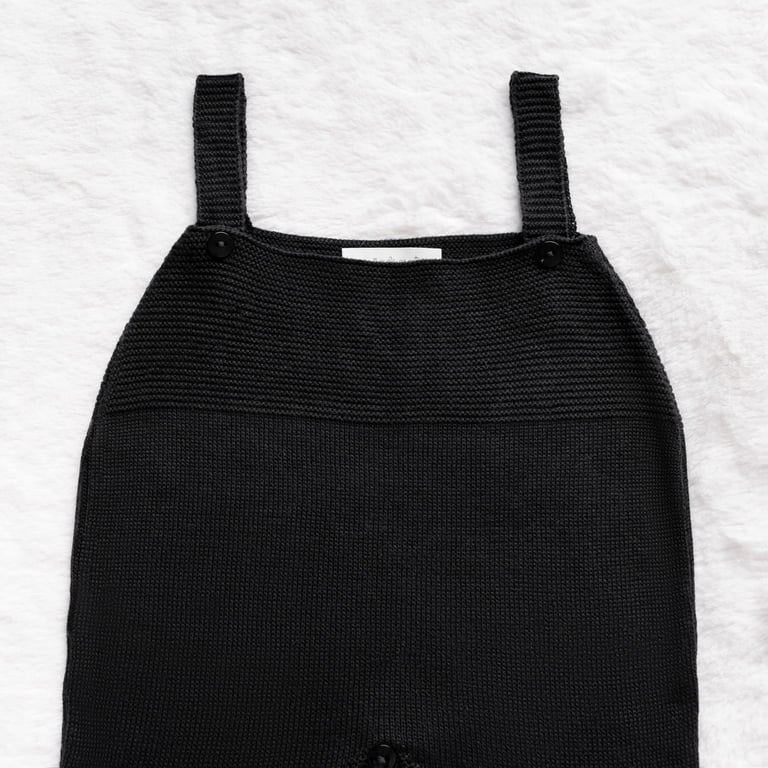 Jardineira Tricot com Botões Preto
