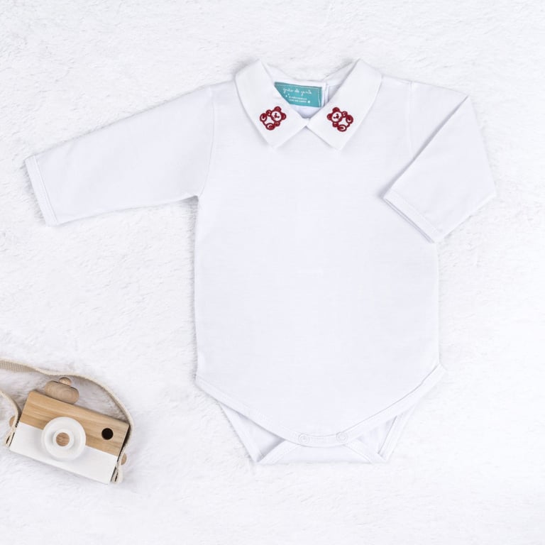 Saída Maternidade Tricot Urso Clássico Vermelho e Branco 04 Peças — vista alternativa