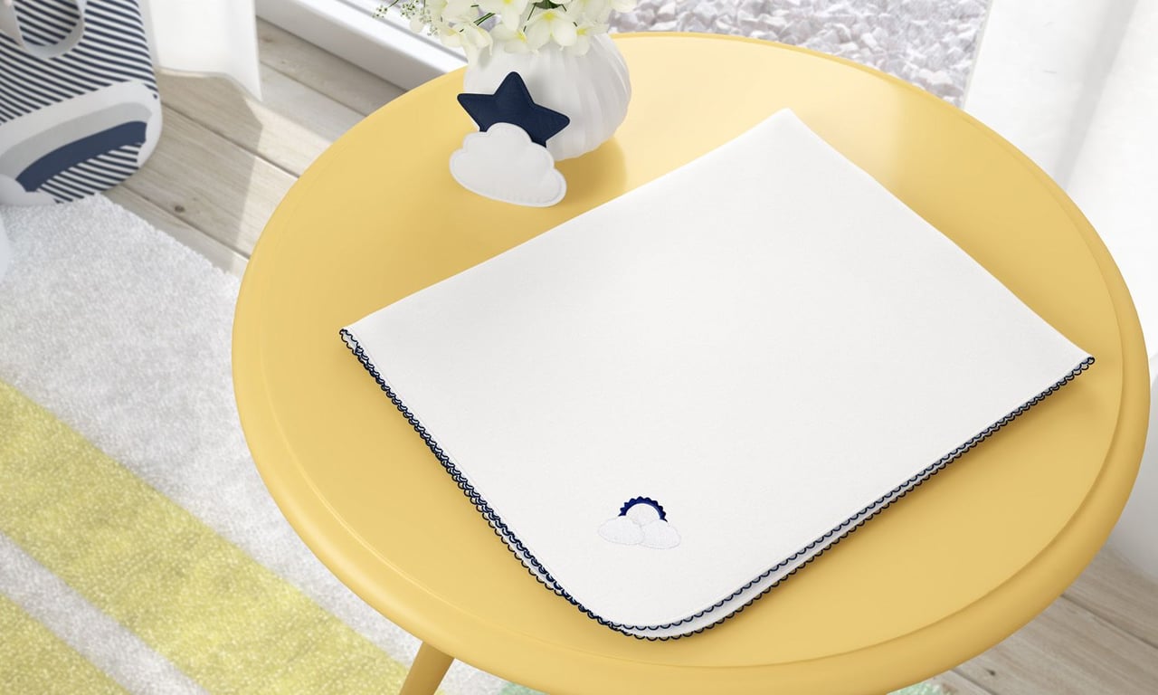 Cueiro Sol na Nuvem de Algodão Azul Marinho