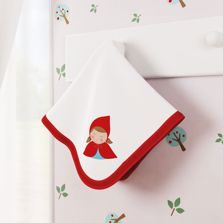 Cueiro Chapeuzinho Vermelho — vista alternativa