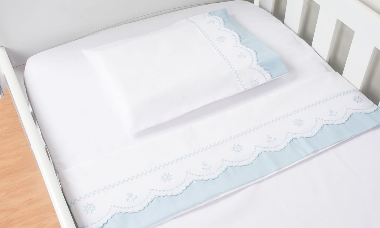 Jogo de Lençol Berço Bordado Leme Azul 3 Peças