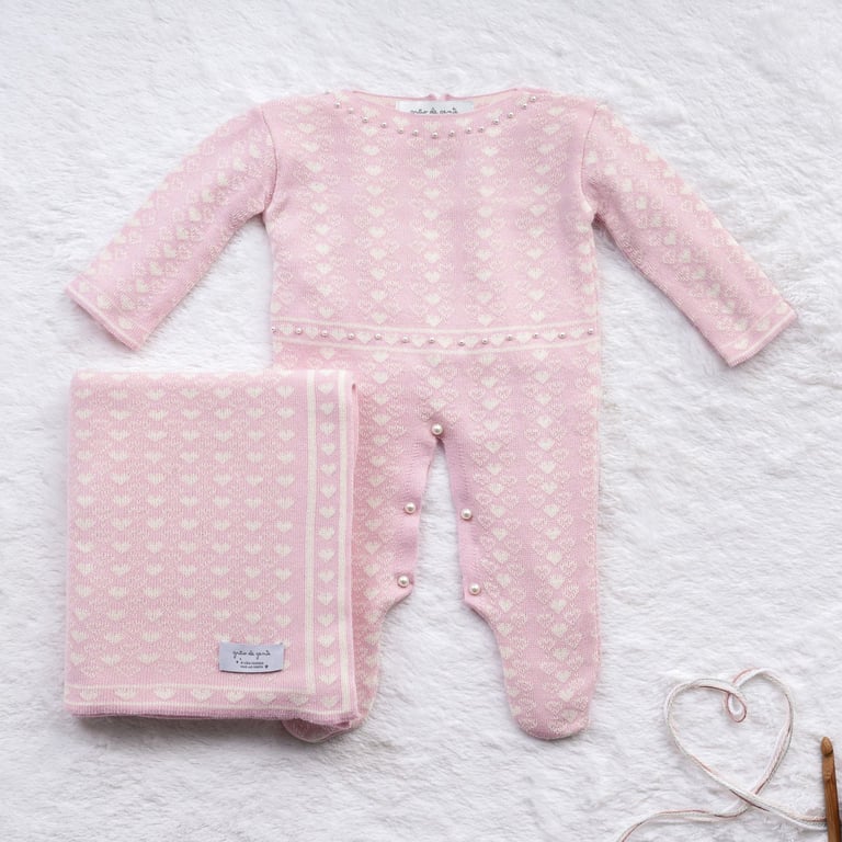 Saída Maternidade Tricot Mademoiselle Coração Nude e Azul Marinho 02 Peças