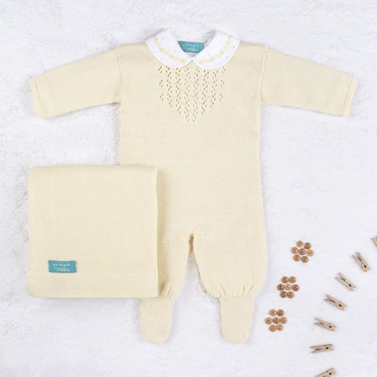 Saída Maternidade Tricot Marselha com Pérola Rosa 03 Peças