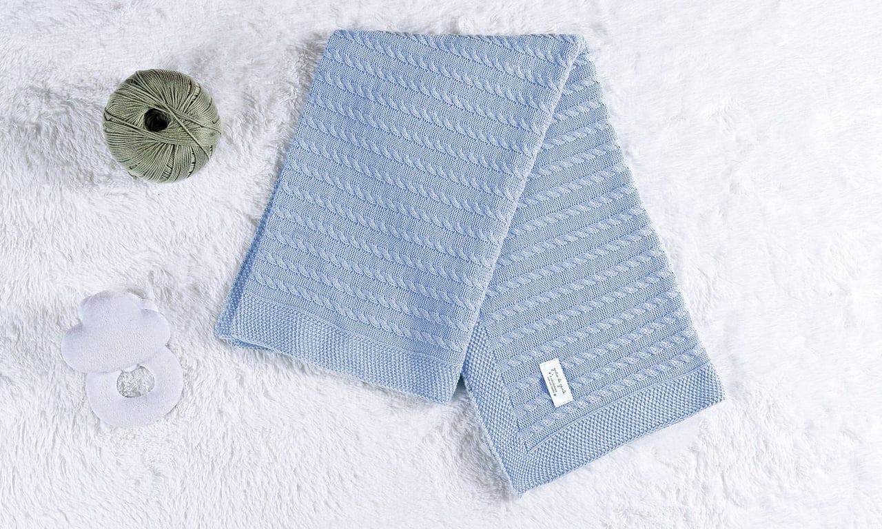 Manta Bebê Tricot Trança Azul Marinho 80cm — vista alternativa