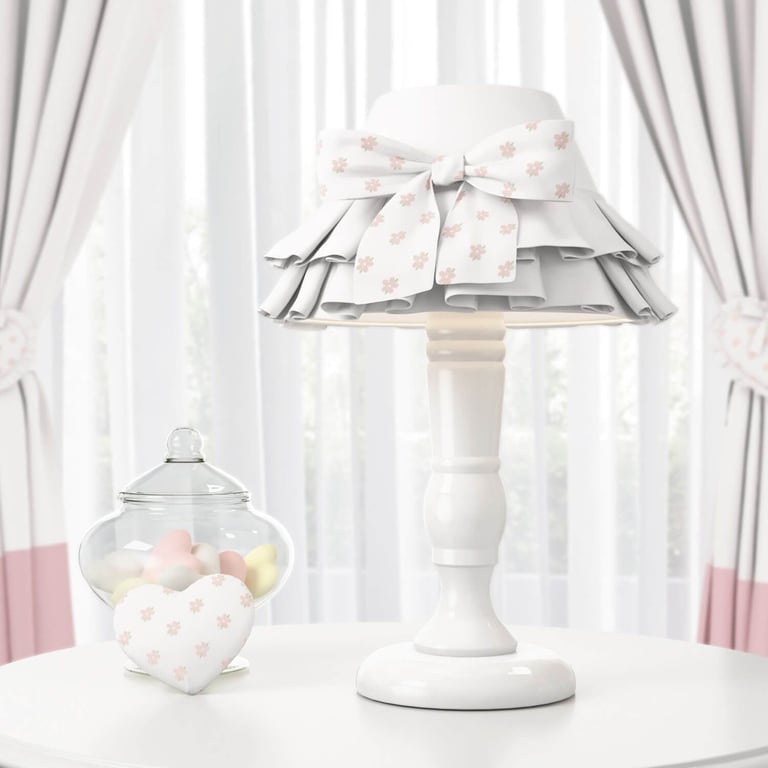 Abajur Madeira Babado e Laço Floral Rosé