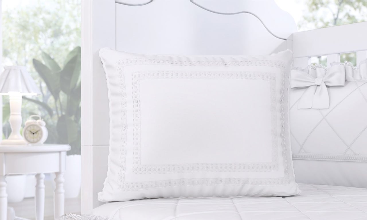 Almofada Retangular Branco Clássico 38cm